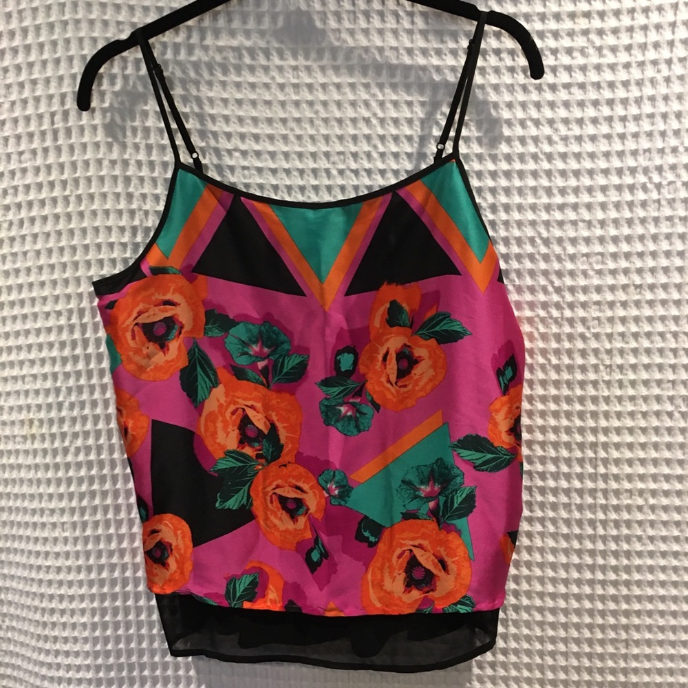 New, never worn Bisou Bisou silky floral cami